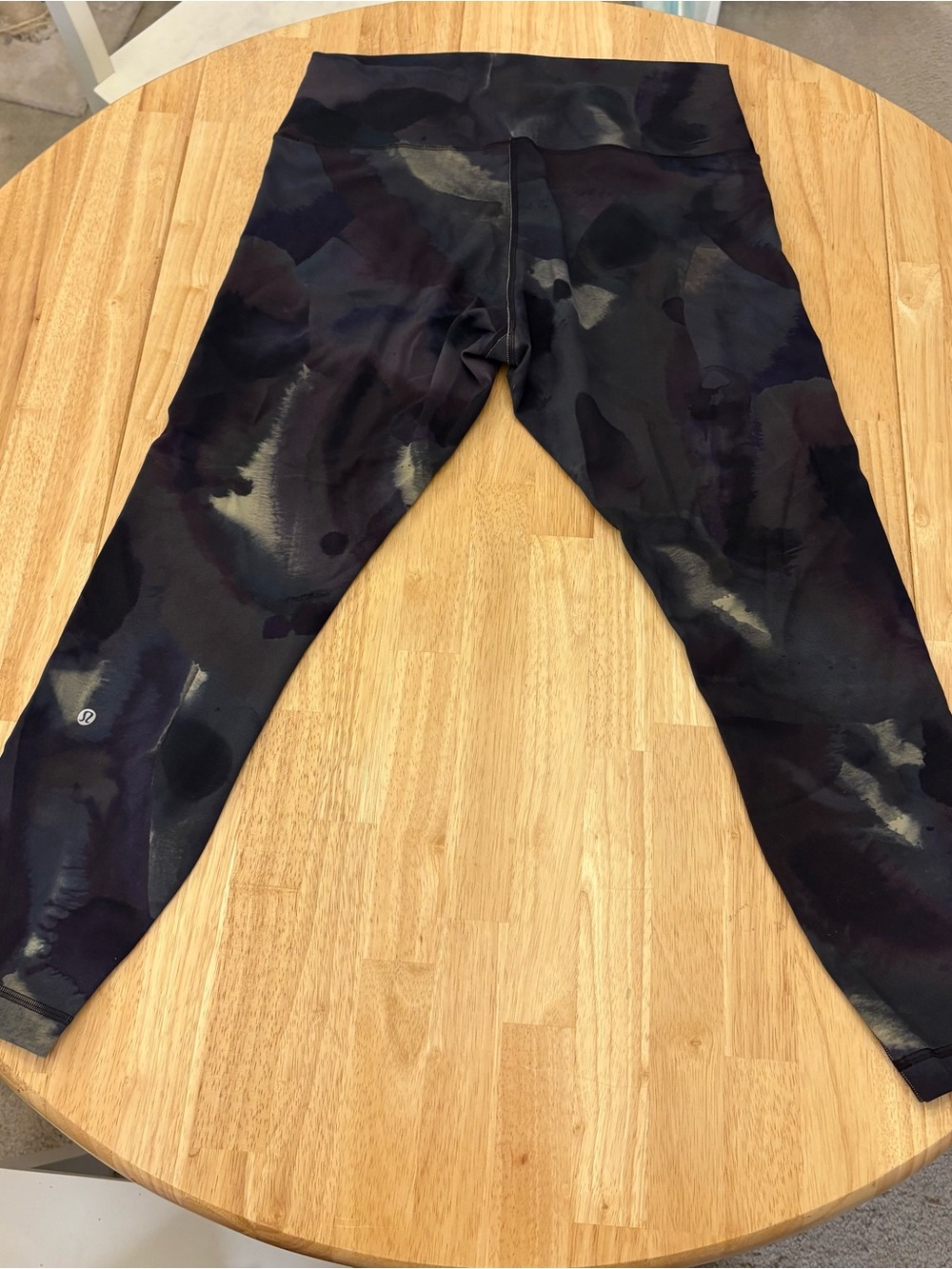 lululemon athletica Black, Dark Purple, & Green Marble-Print Wunder Train HR